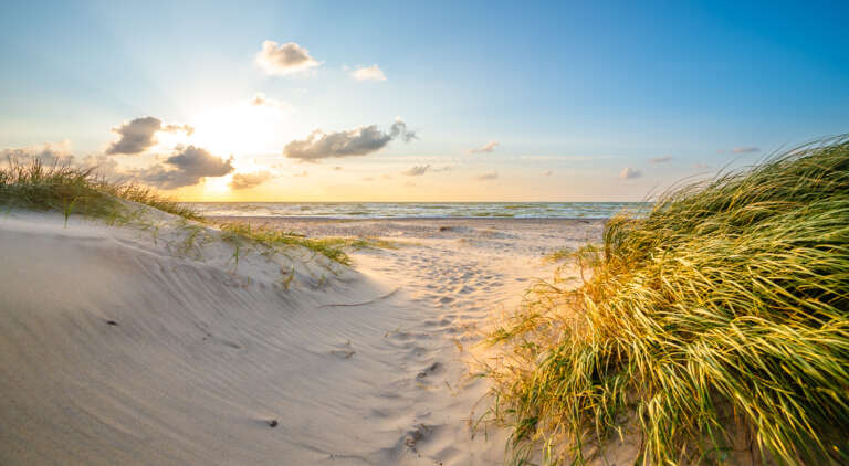 Durchgang zum Strand am Skagerak