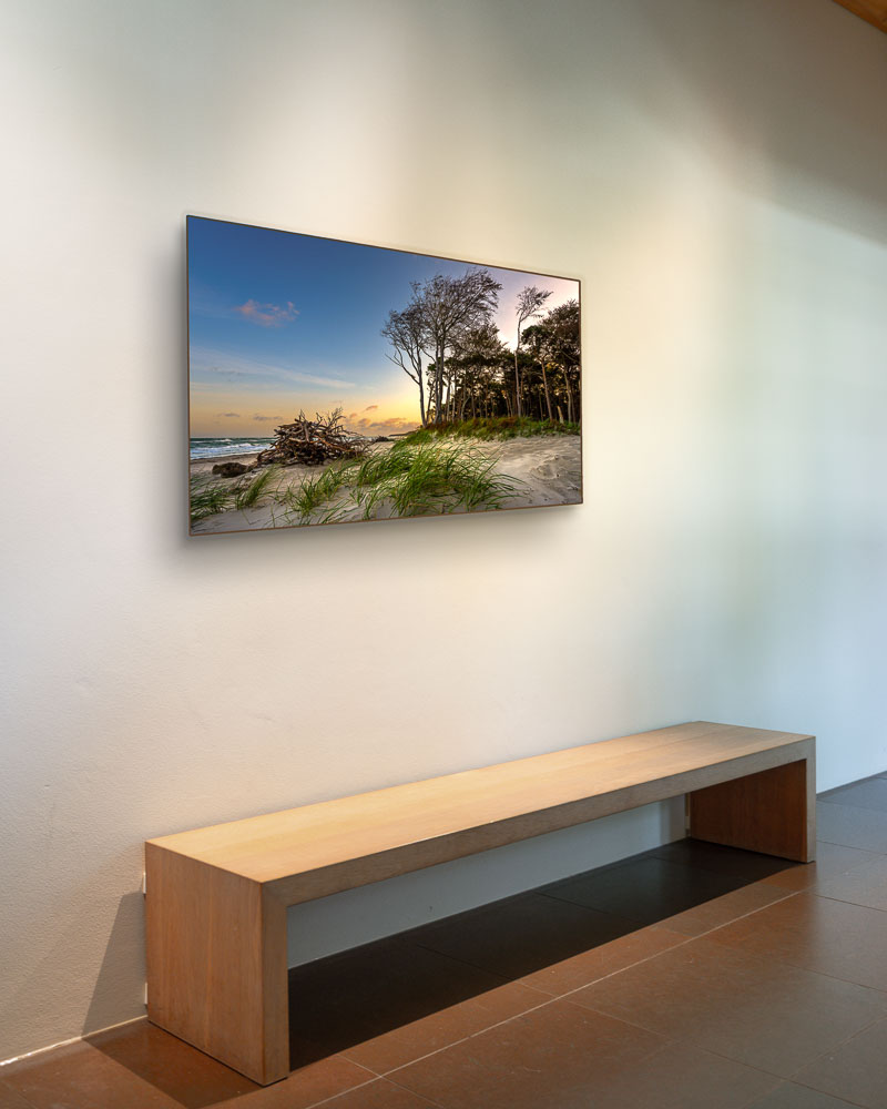 Flur mit Bild vom Darss. Flur mit Bild vom Darss.