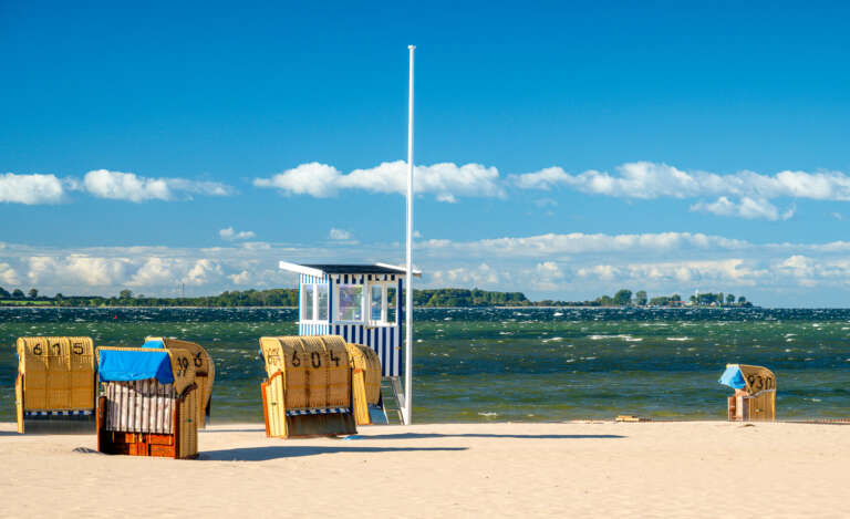 Frischer Herbststurm vor Laboe