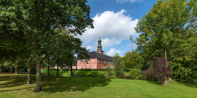 Sommerwolke und Schloss vor Husum