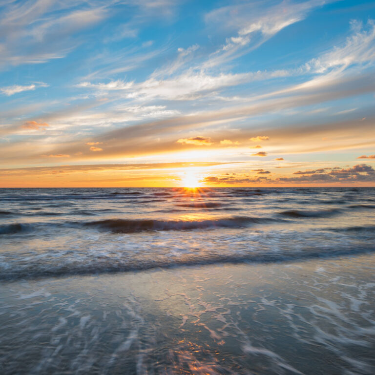 Brandung und Sonnenuntergang<br>EDITION | KLEINE MEERESBILDER